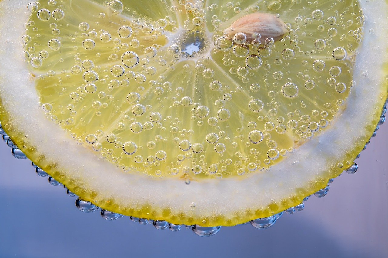 Tranche de citron pour faire le ménage