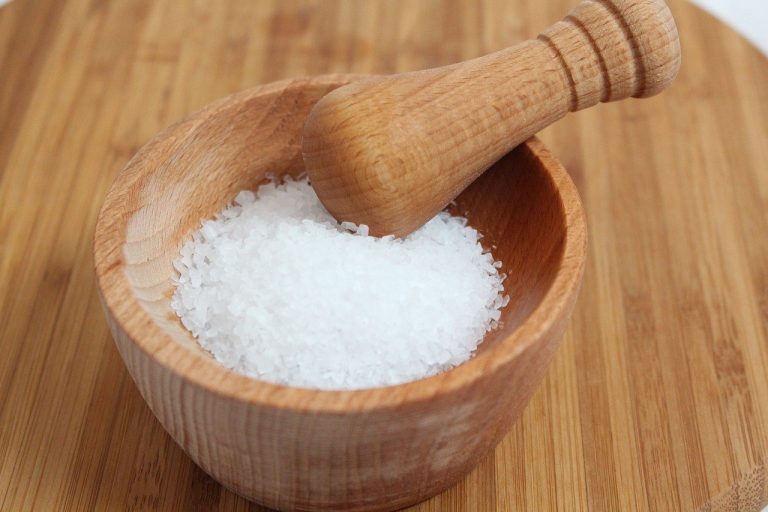5 astuces pour nettoyer avec du sel