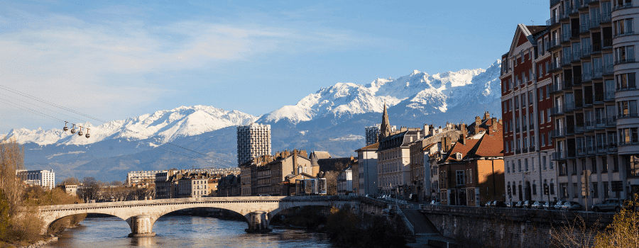 Aide à Domicile ISERE