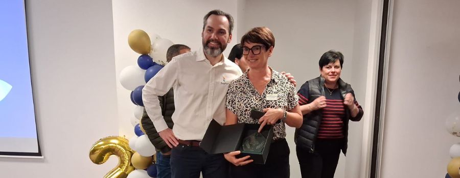 Esther Busson, lauréate de la catégorie Meilleure harmonie à bord lors de la convention Zephyr 2025