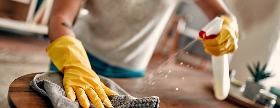 Grand ménage d'automne : nos astuces pour préparer l'intérieur de votre logement et vos espaces extérieurs